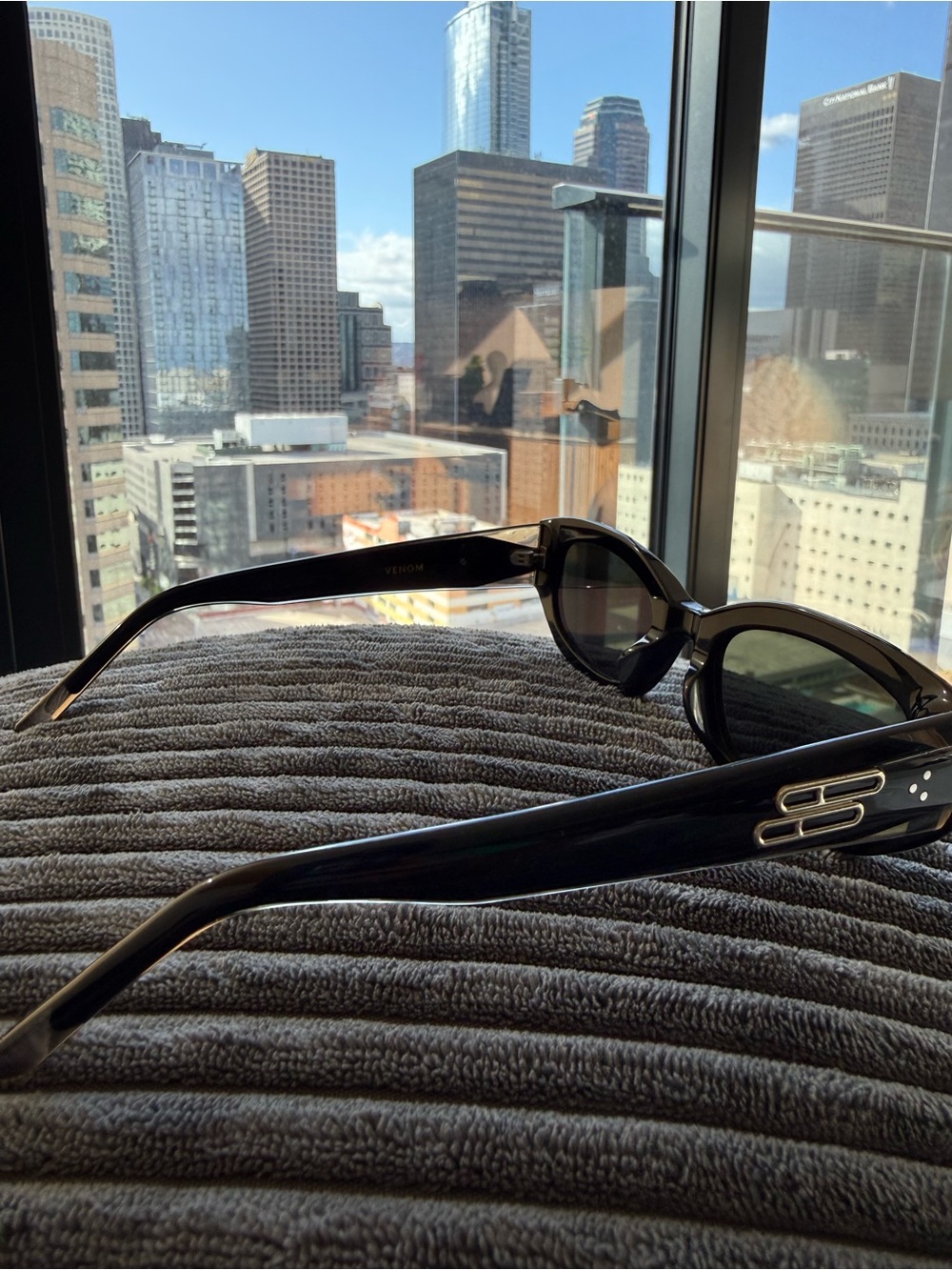 Gentle Monster Sunglasses - Picture 5 of 9